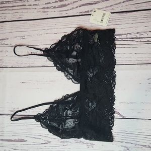 NWT Intimately Free People black lace bralette size small with adjustable straps